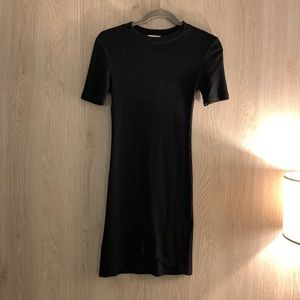 Small black cocktail dress. Heart hips brand.